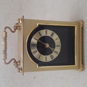 West Germany Quartz Desk Clock  IT WORKS  Excellent Condition